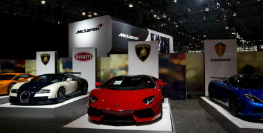 Евросоюз решил запретить продажу в России премиальных автомобилей