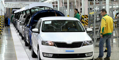 Украинский завод Skoda превратился в центр для беженцев