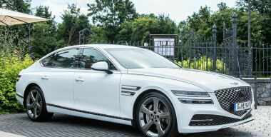 Седан Genesis G80 в России получил «версию для экономных»