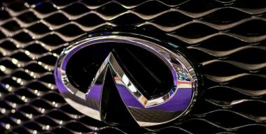 Infiniti готовит к запуску новый семейный кроссовер