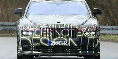 Почему новейший Rolls-Royce Spectre станет революционной моделью британской марки