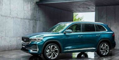 Новейший кроссовер Geely Monjaro сертифицировали в России