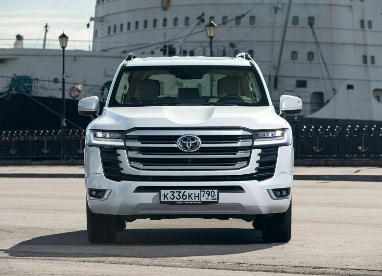 Изображение За новым Toyota Land Cruiser 300 выстроилась очередь длиною в четыре года