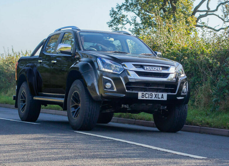 Изображение Isuzu привезла в Россию пикап D-Max в версии Arctic Trucks