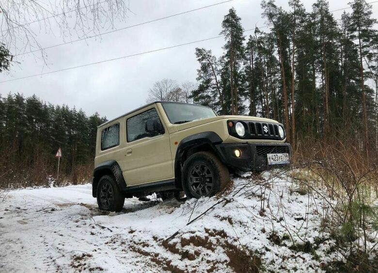 Изображение Могучая коробчонка: снежный тест-драйв нового Suzuki Jimny