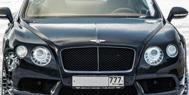 Bentley против грузовика: мошенники придумали новую схему «развода» водителей