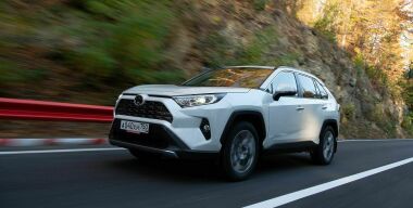 5 самых популярных японских кроссоверов в России в 2021 году