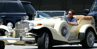 Самые крутые автомобили «терминатора-аварийщика» Арнольда Шварценеггера