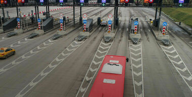 Власти внезапно заявили, что проезд по «платникам» должен быть недорогим