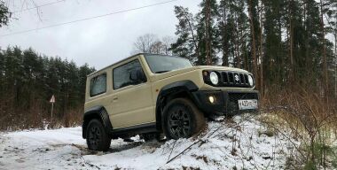 Могучая коробчонка: снежный тест-драйв нового Suzuki Jimny
