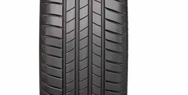 Компания «Шинсервис» составила топ-5 покрышек для летнего использования