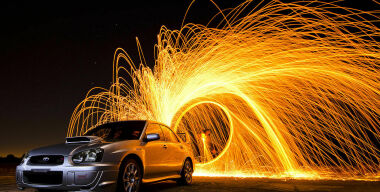 Петарды, вандалы и снегоуборщики: названы главные враги припаркованных автомобилей