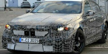 Баварцы выкатили на тест новую версию BMW M5