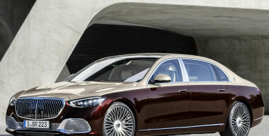 В Россию приехал Mercedes-Maybach «для бедных»