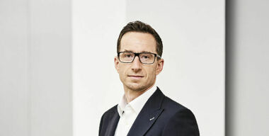 Глава марки Škoda в России Петр Шольц поздравил «АвтоВзгляд» с юбилеем