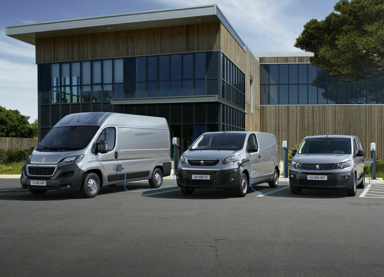 Изображение В Peugeot рассказали, чем электрические фургоны круче дизельных