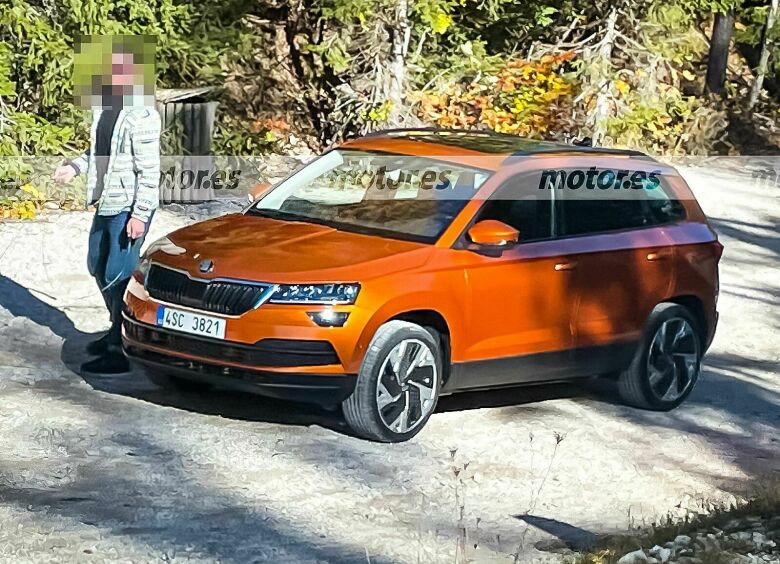 Изображение Обновленный Skoda Karoq удалось сфотографировать до премьеры