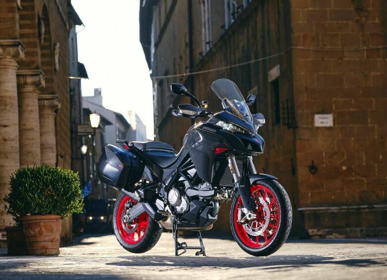 Изображение Ducati представила новый мотокроссовер Multistrada V2