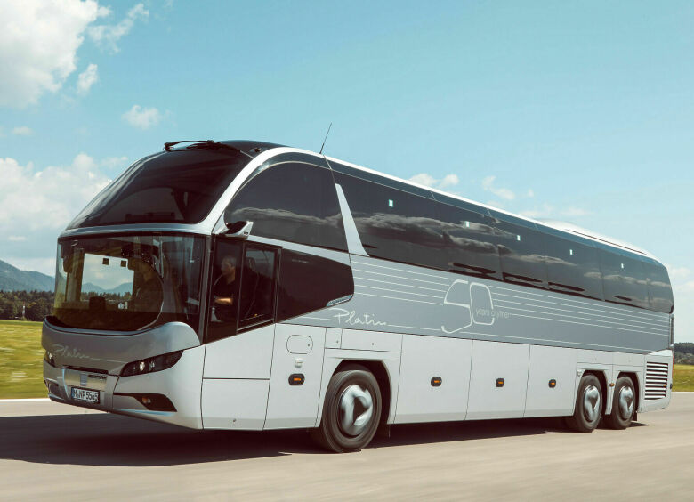 Изображение Почему Neoplan Cityliner признали лучшим автобусом для дальних поездок