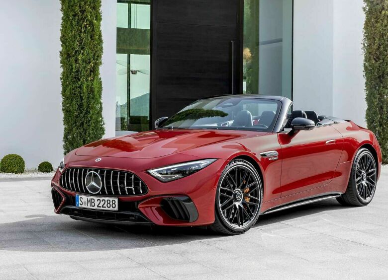 Изображение Mercedes-AMG SL без крыши представили официально