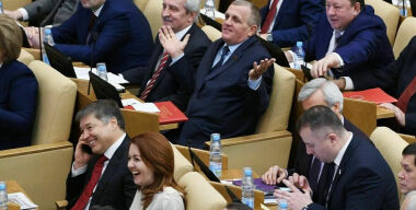 В Госдуме предложили скрывать должности чиновников, устраивающих резонансные ДТП