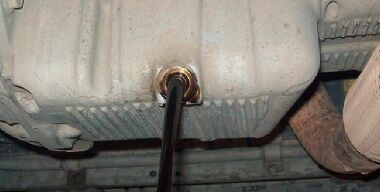 Сколько грязи остается в моторе машины после слива старого масла