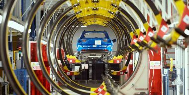 Зачем объединяются Stellantis и Samsung