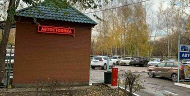 У охранника стоянки во время дежурства угнали его собственную машину