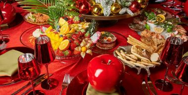 Новогодние Корпоративы 2022 на Москве-реке на палубах Yacht Event