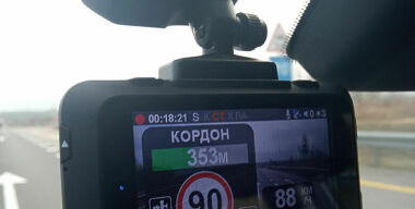 «Чайникам» на заметку: какие регистраторы и антирадары предпочитают профессиональные водители