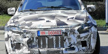 Кроссовер Ferrari Purosangue заметили на тестах