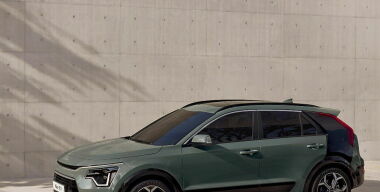 Состоялась премьера кроссовера Kia Niro