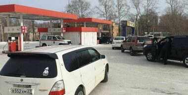 В некоторых регионах России возник жесткий дефицит бензина