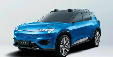 Возрожденный SAAB представил новейший кроссовер