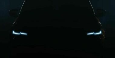 Чехи показали новый кроссовер Skoda Karoq на видео