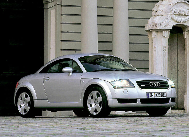 Изображение Audi отзывает в России четыре модели из-за небезопасных подушек безопасности