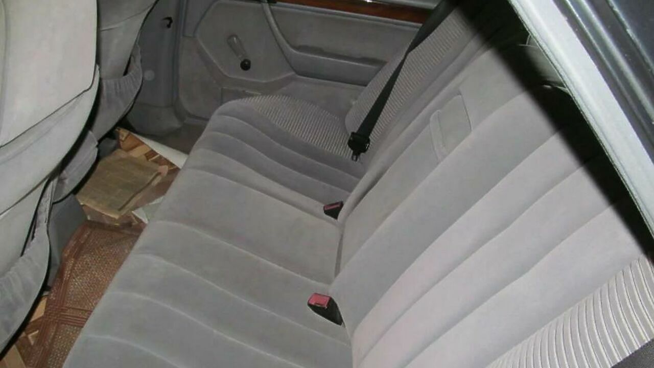 Отделка велюром. W124 салон велюр. W124 салон велюр серый. W140 велюровый салон. W140 японский салон велюр.