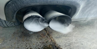 Что будет, если игнорировать странные запахи из выхлопной трубы