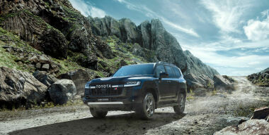 Toyota представила в России «горячую» версию Land Cruiser 300