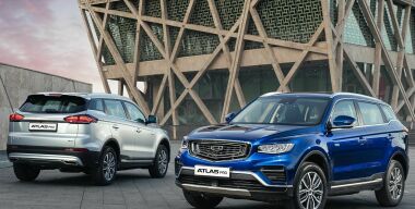 Кроссовер Geely Atlas Pro получил в России новую дешевую комплектацию