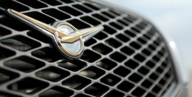 УАЗ объявил дату премьеры таинственной новинки