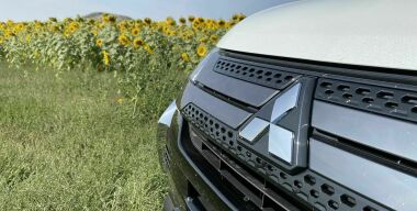 Mitsubishi вновь повысила цены на свои автомобили в России