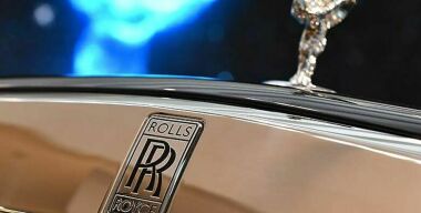 Rolls-Royce представит первый серийный электромобиль