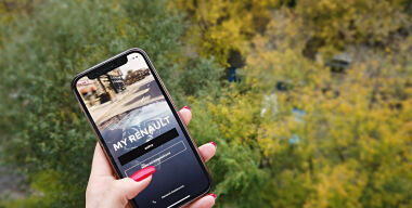 Управление автомобилем со смартфона: все о подключаемых сервисах Renault Connect