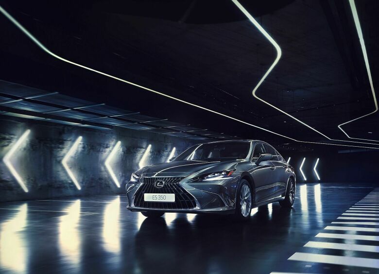 Изображение Стартовали российские продажи обновленного Lexus ES