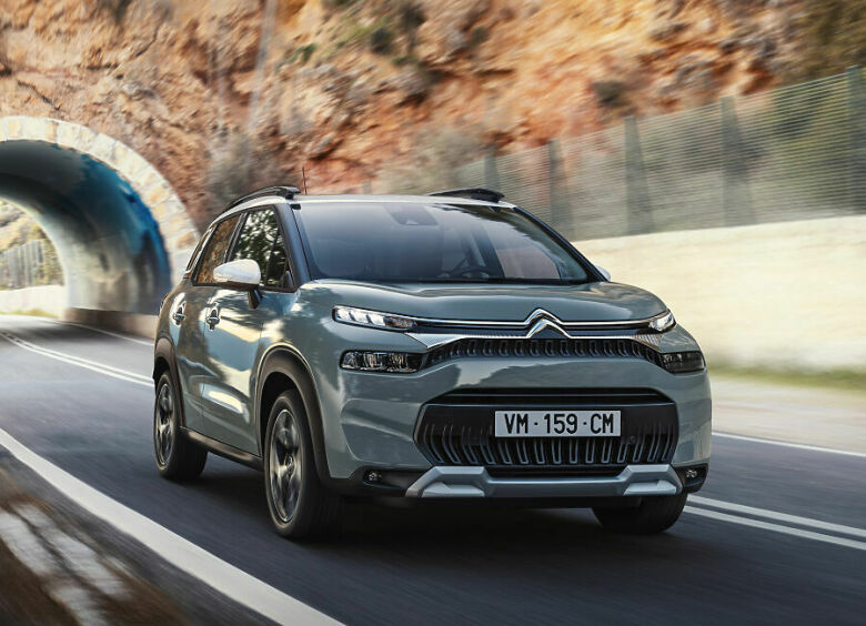 Изображение Новый кроссовер Citroёn C3 Aircross со странным дизайном добрался до России