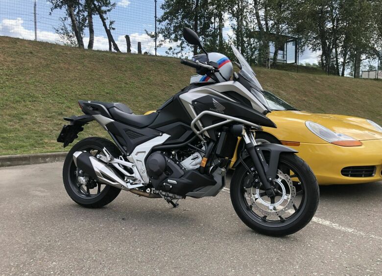 Изображение Настоящий кроссовер: тест-райд мотоцикла Honda NC750X DM