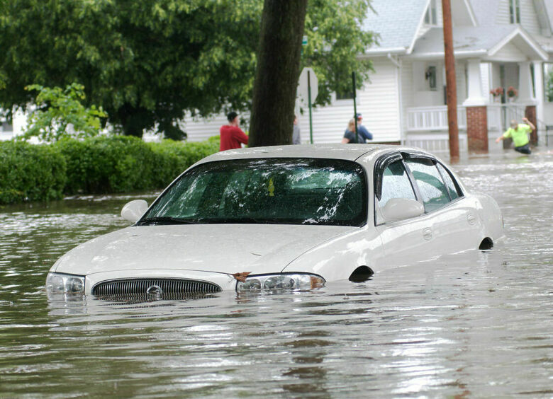 Изображение Как спасти автомобиль от последствий потопа, вызванного аномальными ливнями