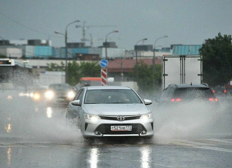 Изображение Столичный Дептранс предупредил водителей о новых ливнях в Москве