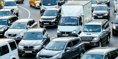 Число легковушек в России вплотную приблизилось к 50 млн